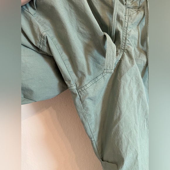 Anthropologie✖️Pilcro Slouchy Fit Surplus Pants Cargo Wide Leg Cropped Pants - Picture 9 of 16